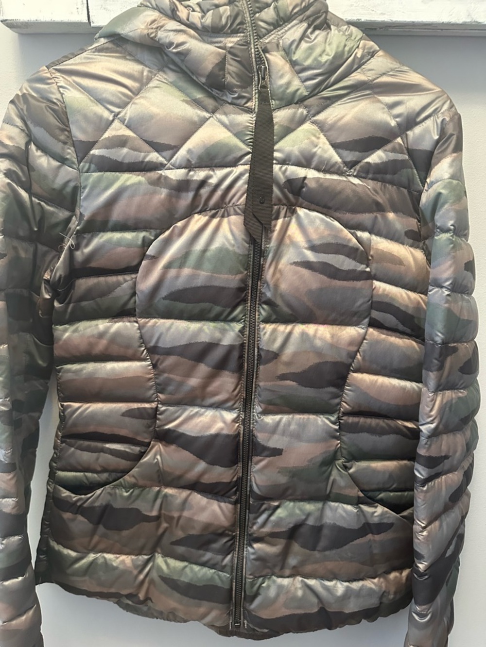 Lululemon Women's Camouflage Quilted Puffer Jacket - Olive/Brown